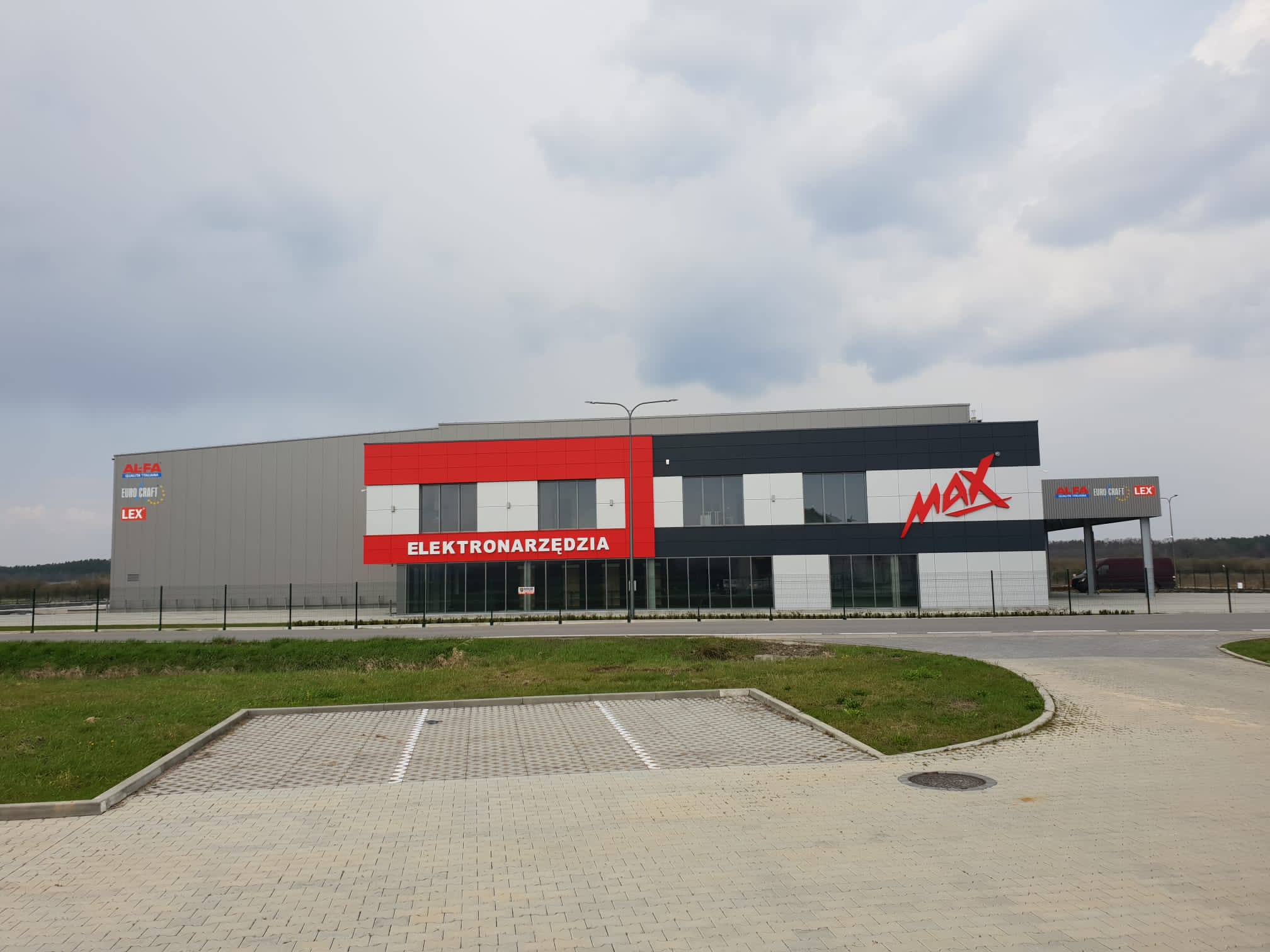 F.H.U MAX Elektronarzędzia